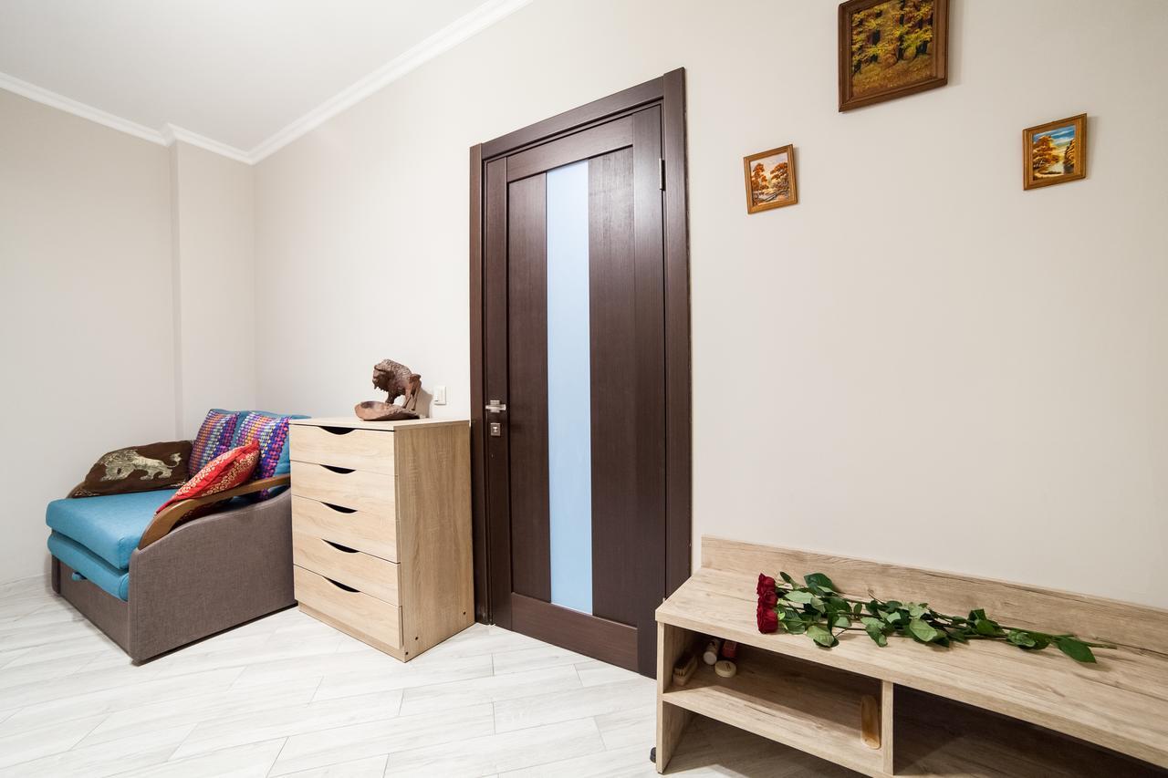 Lviv Land Apartamento Exterior foto